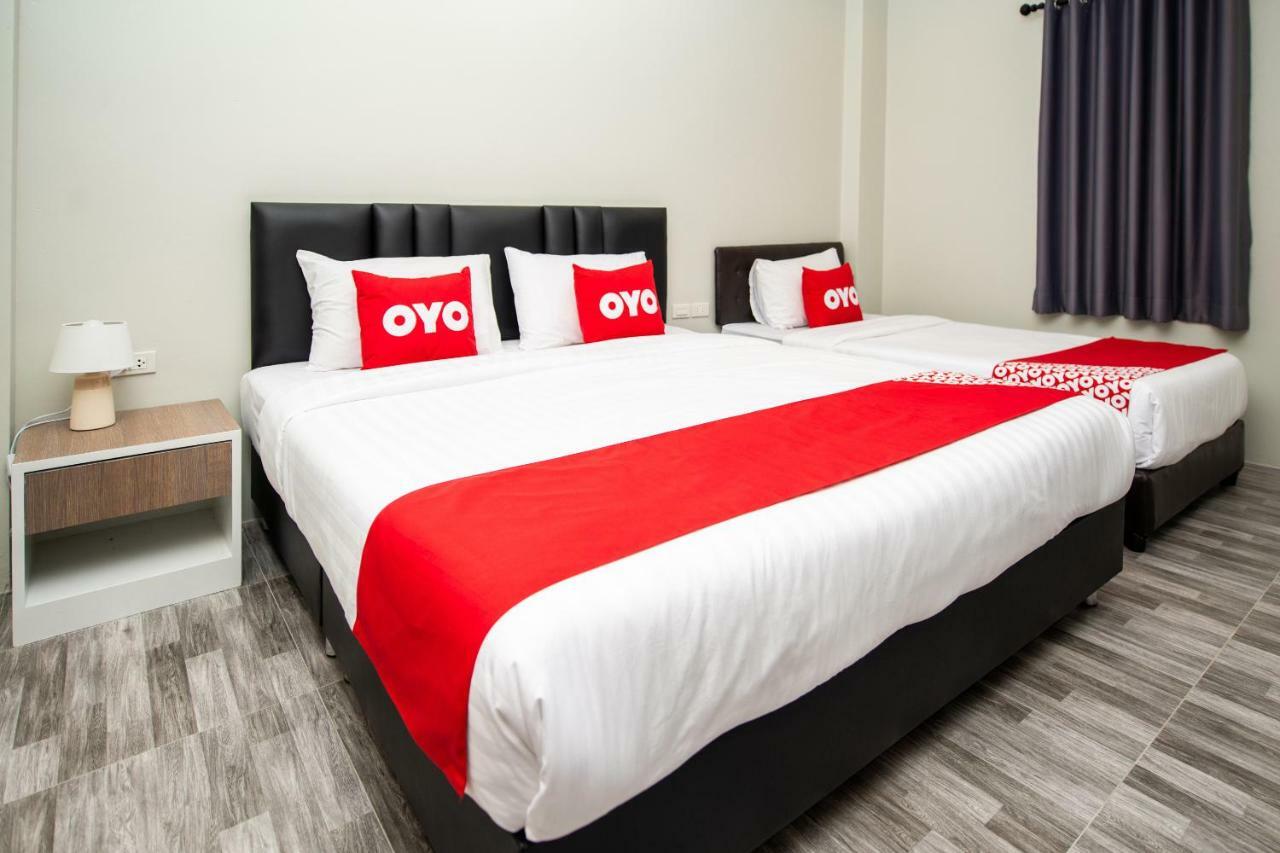 Oyo 259班纳帕特酒店 邦涛海滩 外观 照片